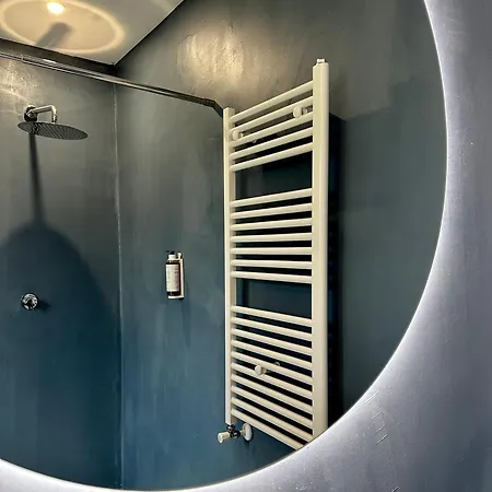 לינה וארוחת בוקר Adelaide Lakeview קומו