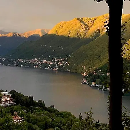 לינה וארוחת בוקר Adelaide Lakeview 3*