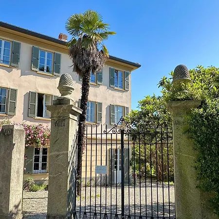 Adelaide Lakeview Bed & Breakfast *