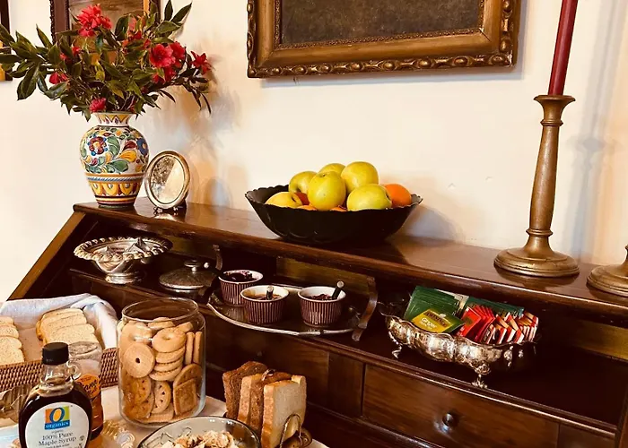 Adelaide Lakeview 3*