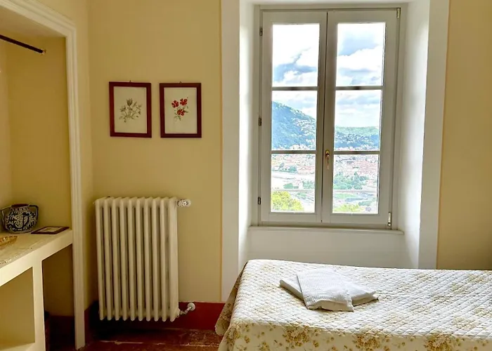 Adelaide Lakeview קומו