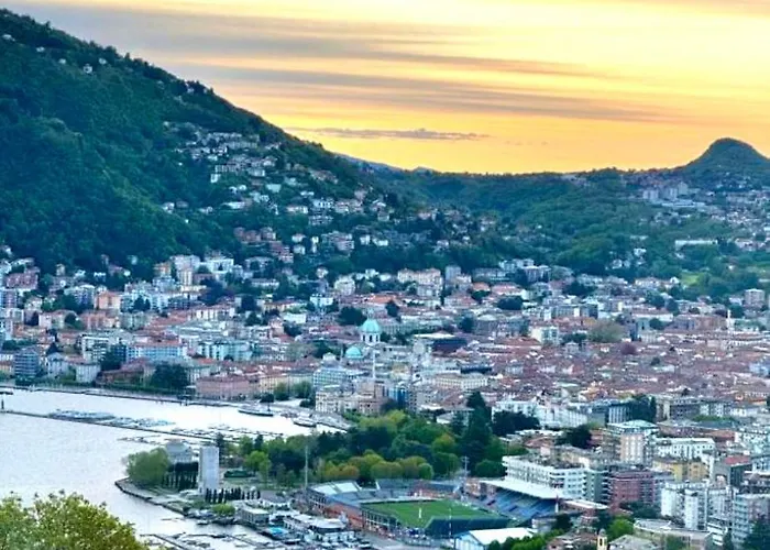 לינה וארוחת בוקר Adelaide Lakeview קומו