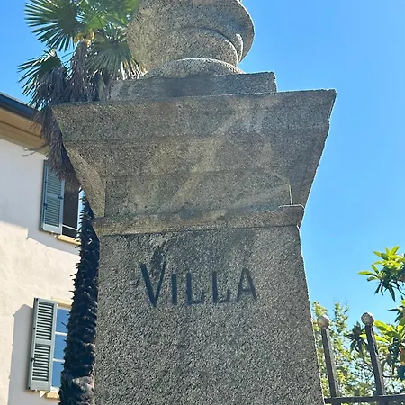 Panzió Adelaide Lakeview 3*